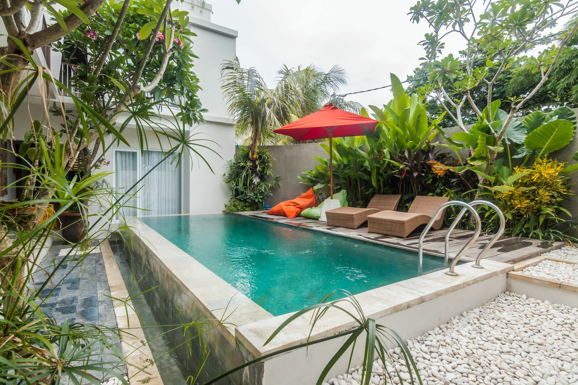 Zen Rooms Seminyak Kayu Jati Dış mekan fotoğraf